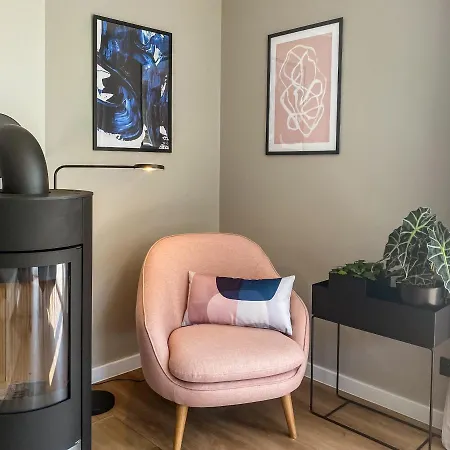 Modernes Mit Kamin Und Sauna Am Altdorfer See, Hunde Sind Herzlich Willkommen *