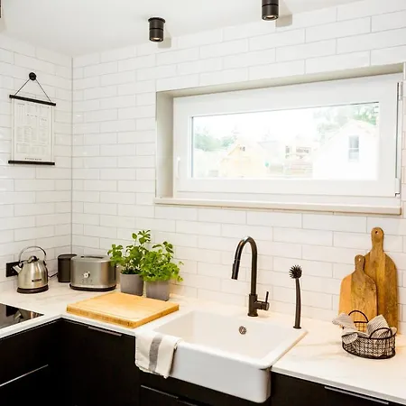 Modernes Mit Kamin Und Sauna Am Altdorfer See, Hunde Sind Herzlich Willkommen * Krakow am See