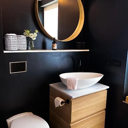 Modernes Mit Kamin Und Sauna Am Altdorfer See, Hunde Sind Herzlich Willkommen