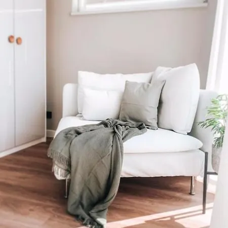 Modernes Mit Kamin Und Sauna Am Altdorfer See, Hunde Sind Herzlich Willkommen Feriehus